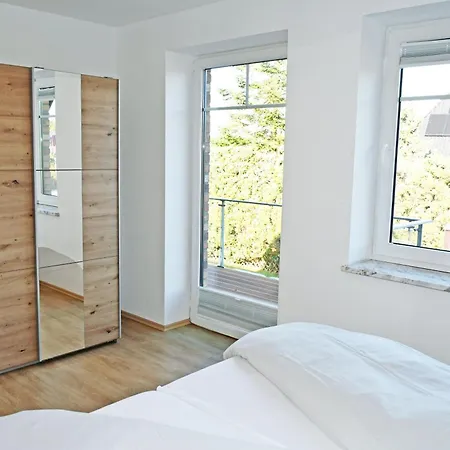 Super Mit Seeblick Und 3 Balkonen Nyaraló Baabe